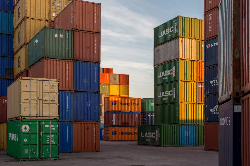 merge photographie industriel conteneur